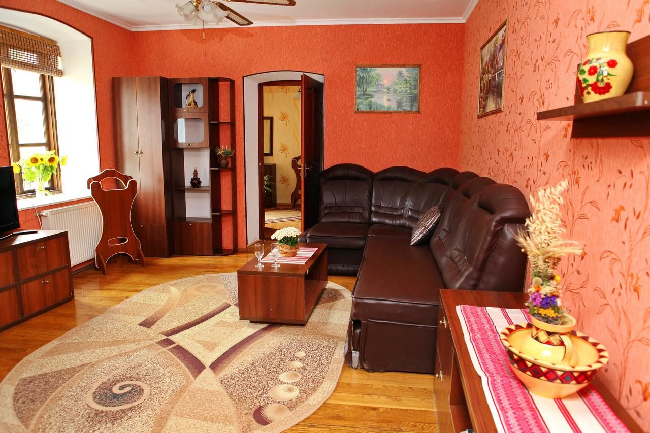 Отель Bilya Richky Hotel Каменец-Подольский