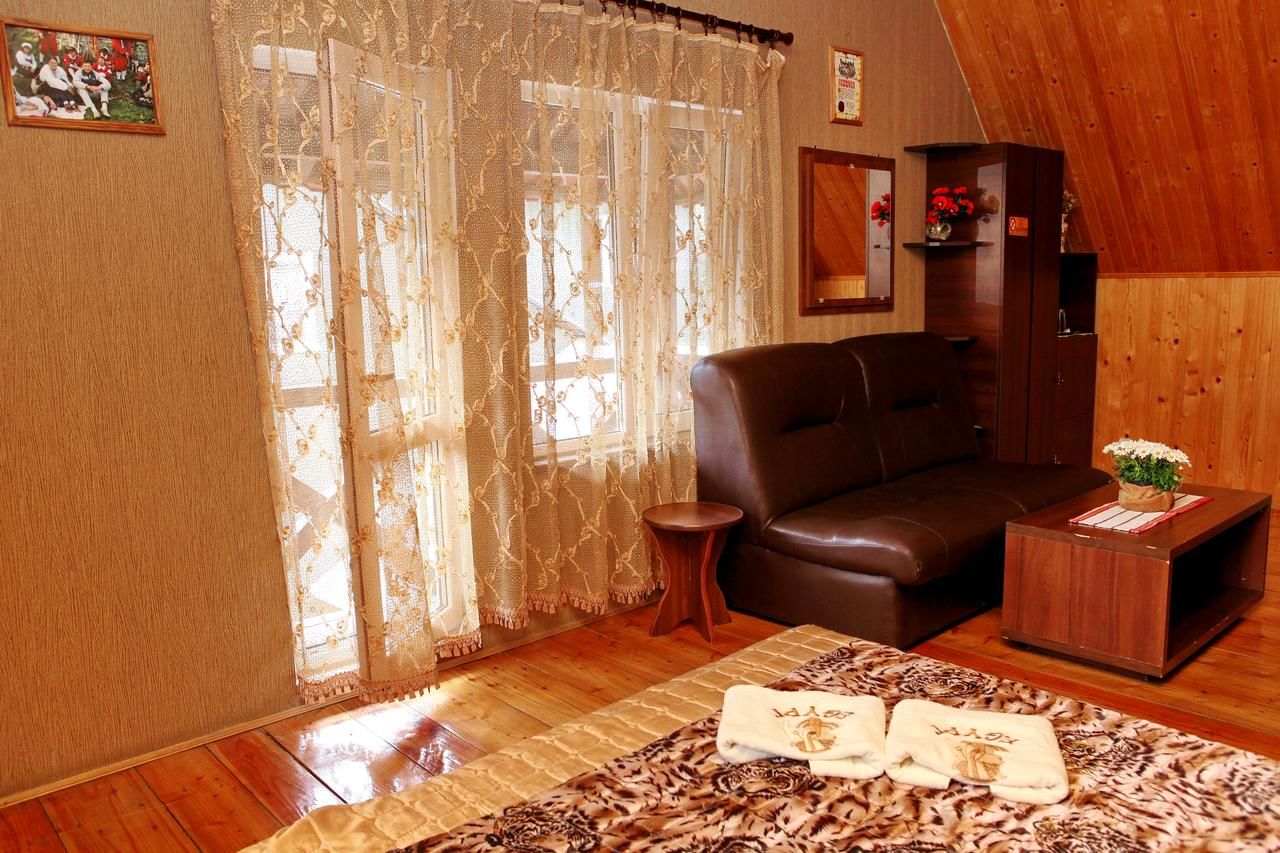 Отель Bilya Richky Hotel Каменец-Подольский