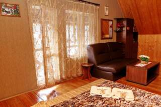 Отель Bilya Richky Hotel Каменец-Подольский Стандартный двухместный номер с 1 кроватью-1